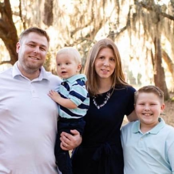 Meet your Posher, Brandi - Picture 1 of 1